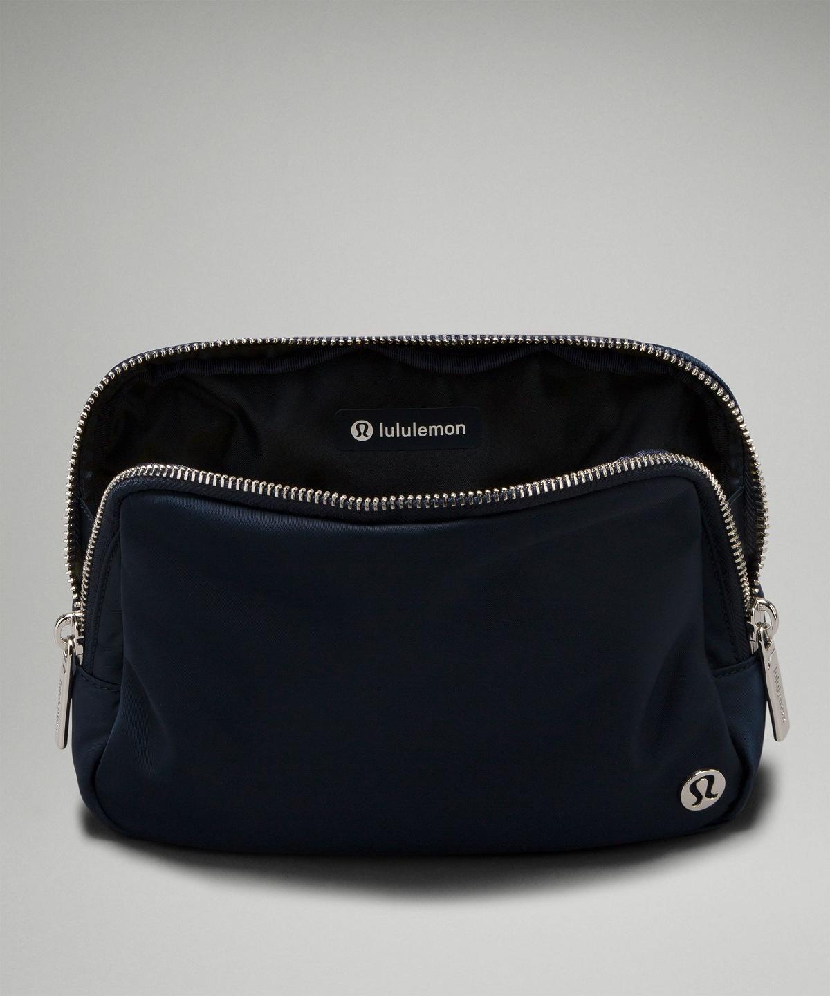 Lululemon Everywhere Large 2L Crossbody Veske Bag Marineblå | NO_LuLu21818